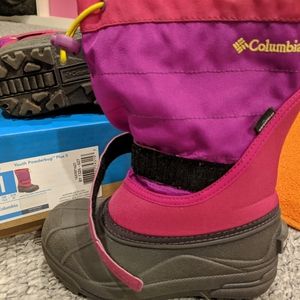 NYE Markdown Columbia Powderbug II Snow Boots